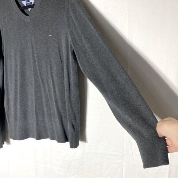 Tommy Hilfiger Grey Pima Cotton Knit V Neck Pullover Light Sweater L - Picture 11 of 13